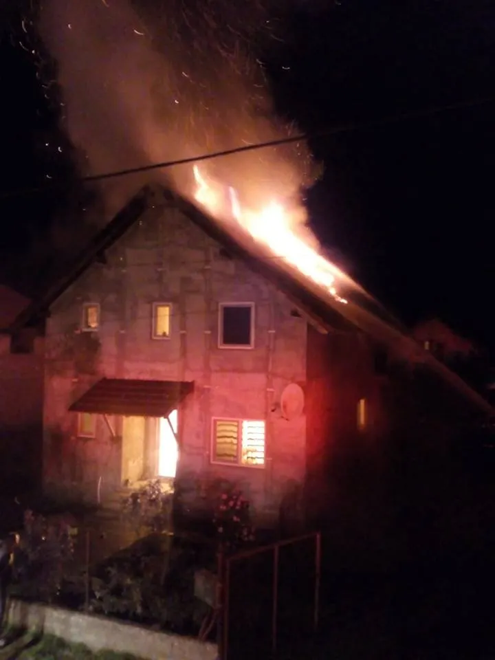 incendiu arhiva