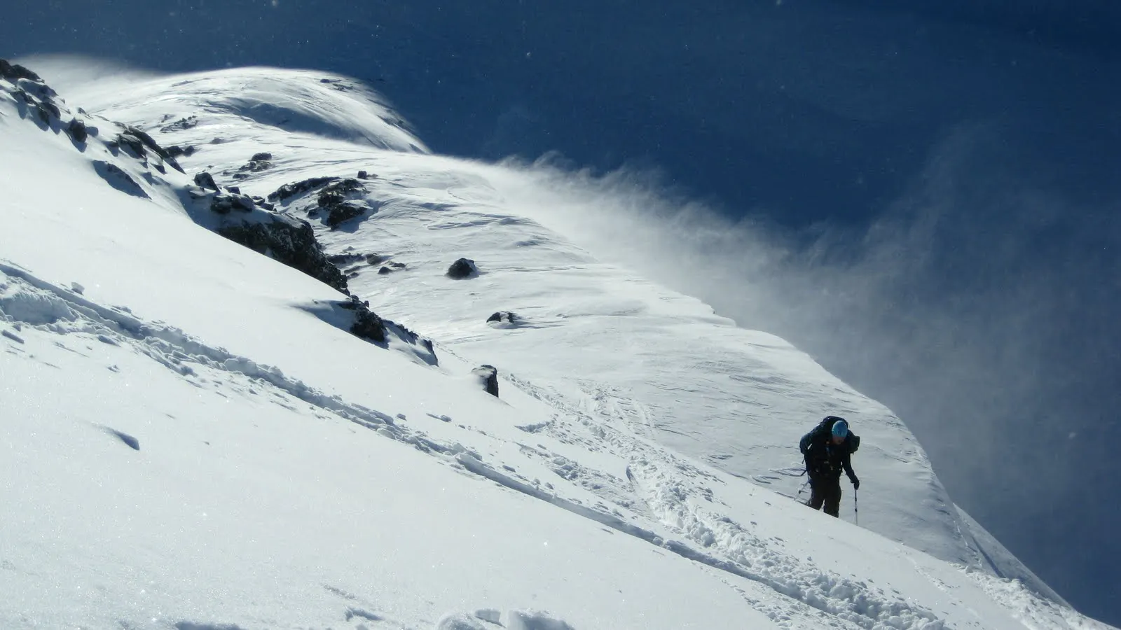 windy at the col