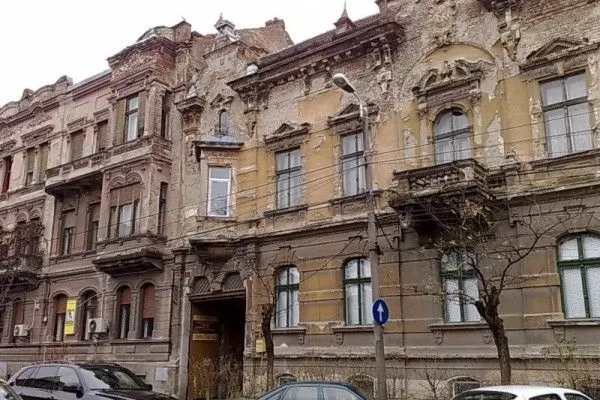 cladiri in paragina timisoara supraimpozitare