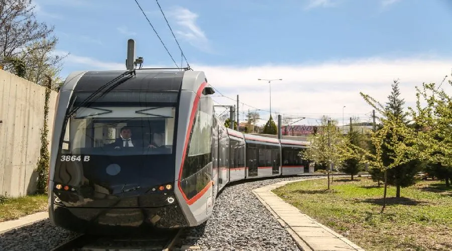 tramvai Bozankaya