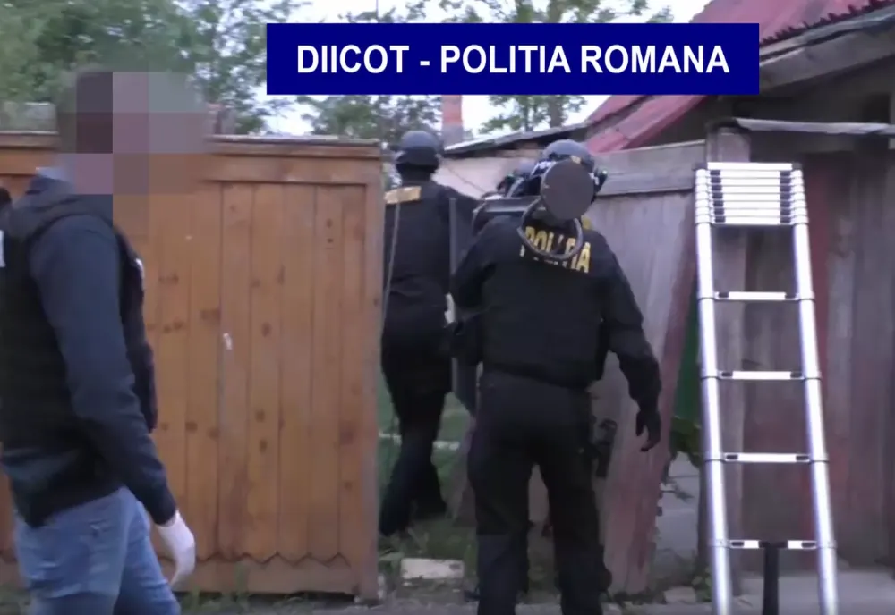 Alertă în județul Timiș. O femeie este suspectată de propagandă teroristă.