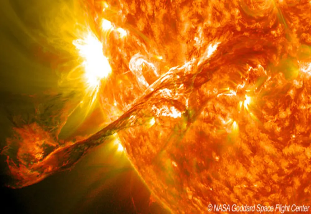 Un uragan solar ar putea lăsa Pământul în beznă - Anunțul NASA: Miliarde de oameni ar muri după o furtună magnetică