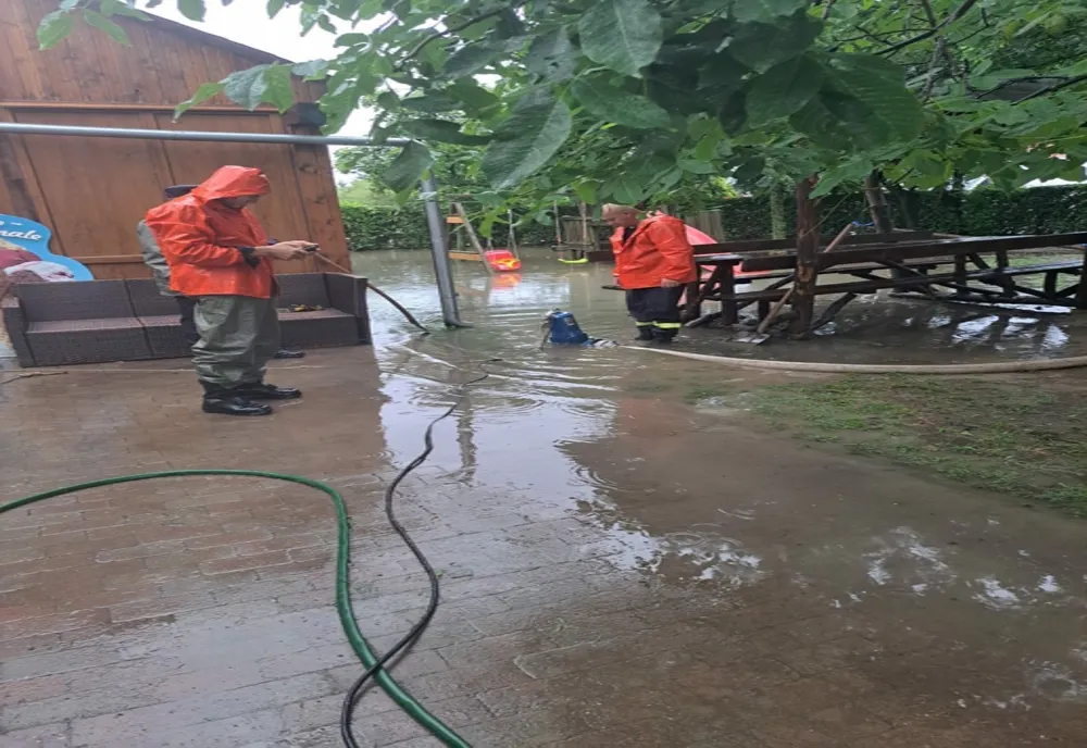 Urmările ploii torențiale anunțată prin cod roșu și Ro-Alert la Sânnicolau Mare, în județul Timiș
