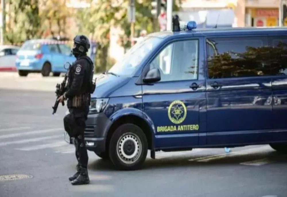 SRI: Alarmă falsă cu bombă la mai multe instituţii publice