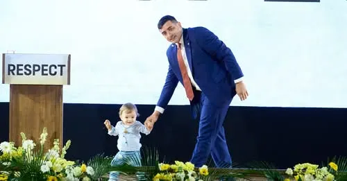 RENASTEREA MORALA-AUR- 18 MAI-VOTAM-SUFLETUL ROMANIEI-2025