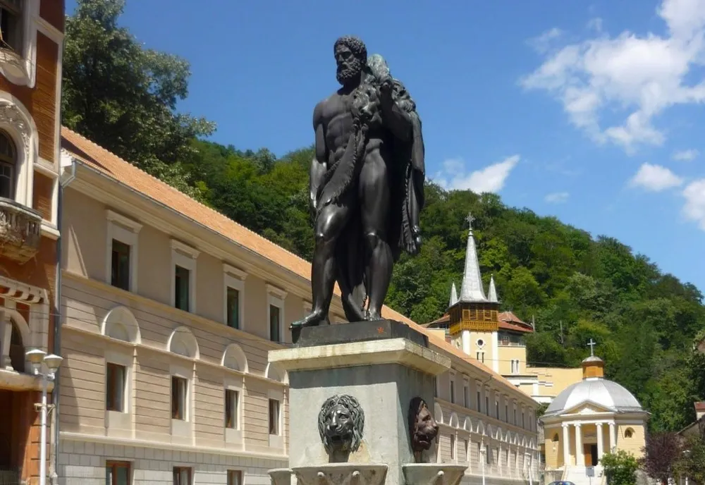 BĂILE HERCULANE: GRAD DE OCUPARE DE DOAR 30% ÎN UNITĂȚILE DE CAZARE