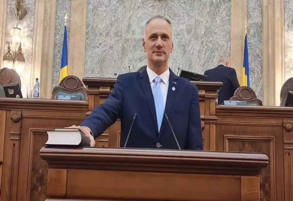 Mutare-surpriză la vârful Armatei: Fostul coleg de liceu al președintelui Nicușor Dan, favorit pentru funcția de ministrul al apărării