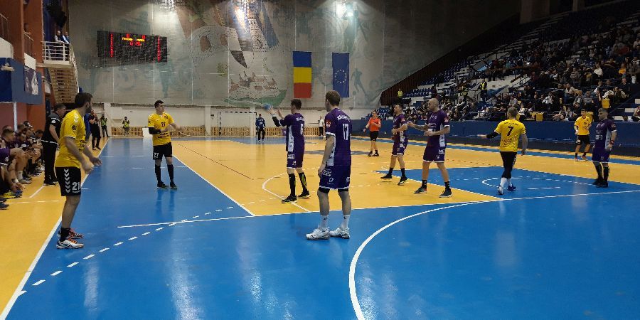 Poli-Fagaras-handbal (1)