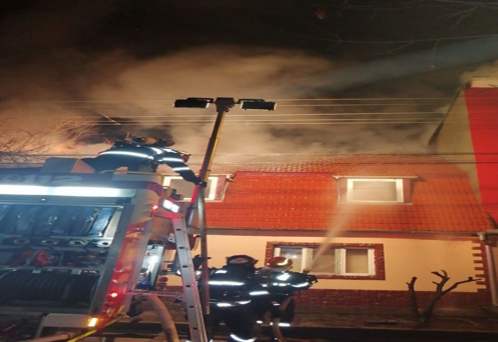 Fumatul, cauza unui incendiu, la Timișoara