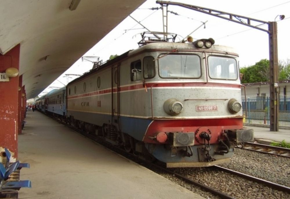 Până la urmă, pleacă: tren special spre Austria cu îngrijitoare pentru bătrâni