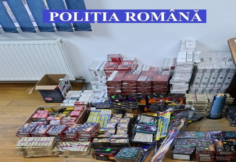 Percheziții la comercianții de artificii și petarde de contrabanda. Trei bărbați, conduși la audieri