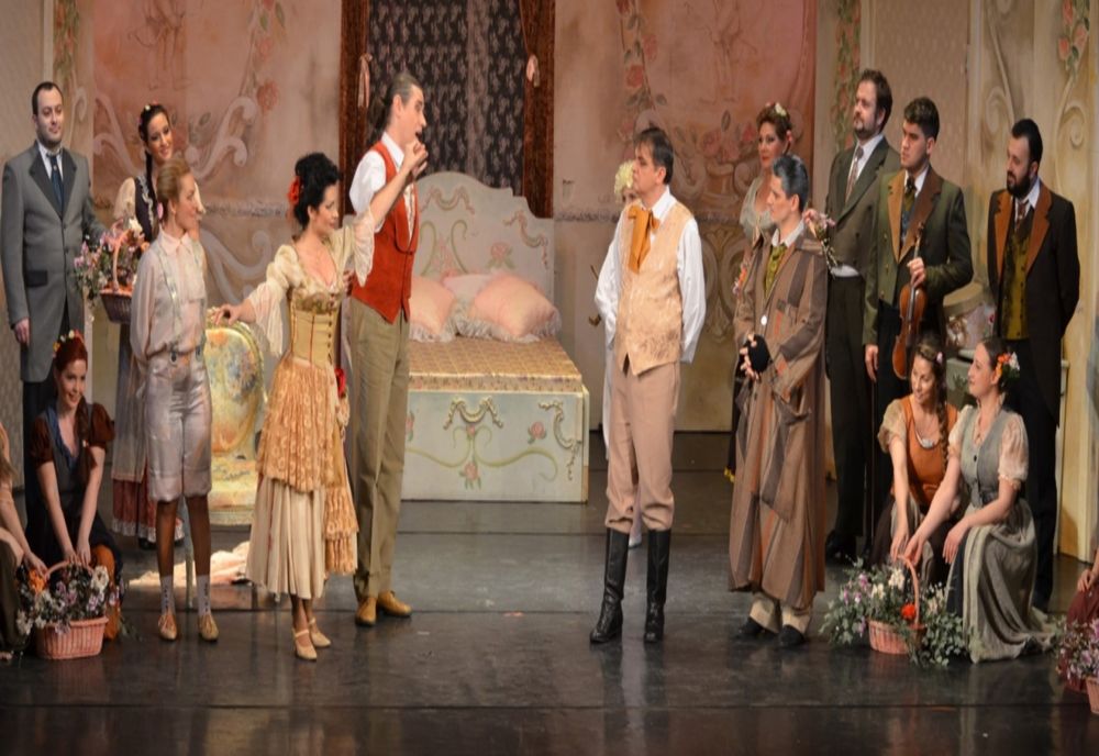 Festivalul de Operă şi Operetă începe în Piaţa Libertăţii din Timișoara