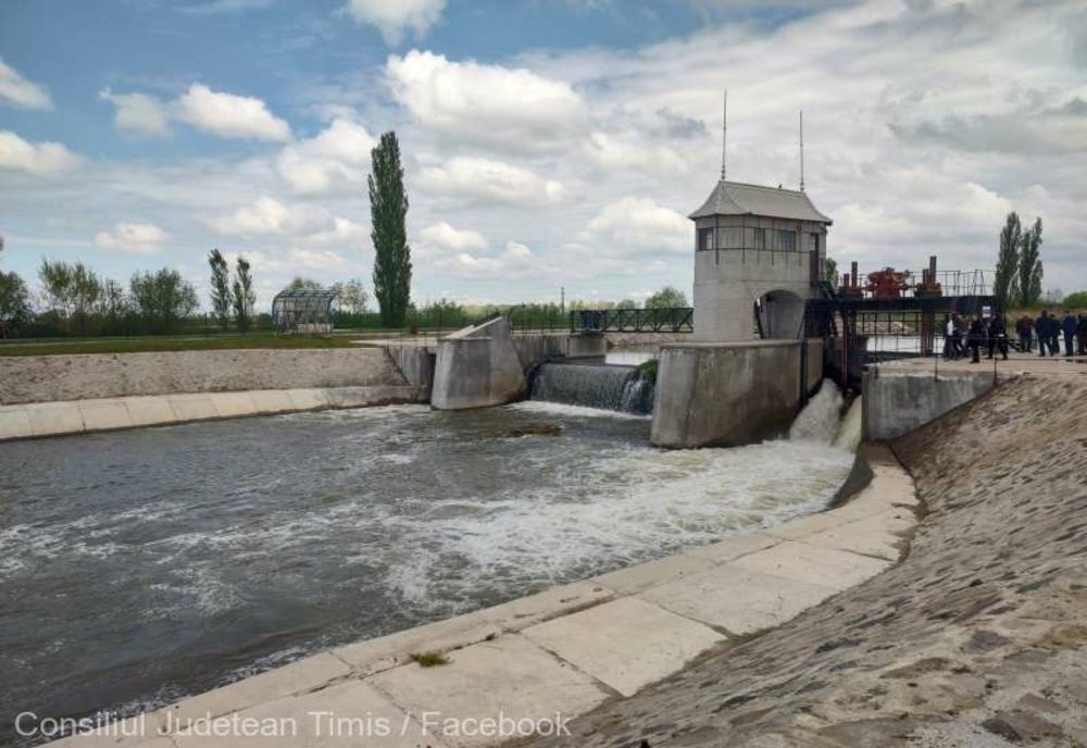 Ecluza de la Sânmihaiu Român, deschisă oficial; se poate relua navigaţia între România şi Serbia