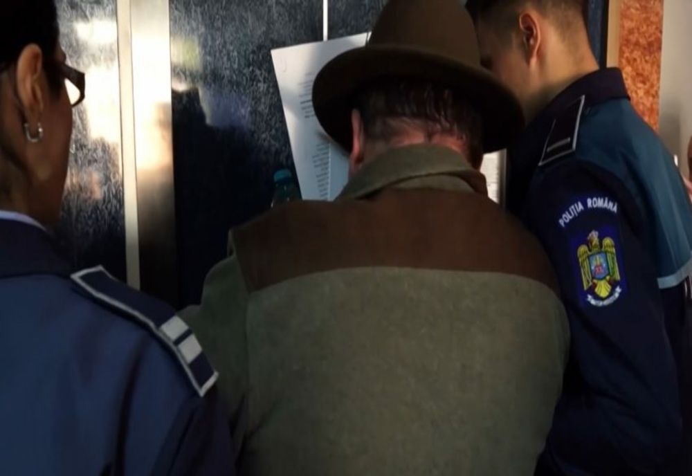 Șef din cadrul Companiei de Drumuri, arestat preventiv sub acuzaţia de luare de mită