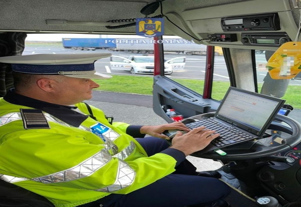 Razie pe autostradă: cele mai frecvente abateri - fără centură de siguranță, cu viteză prea mare sau staționare pe banda de urgență