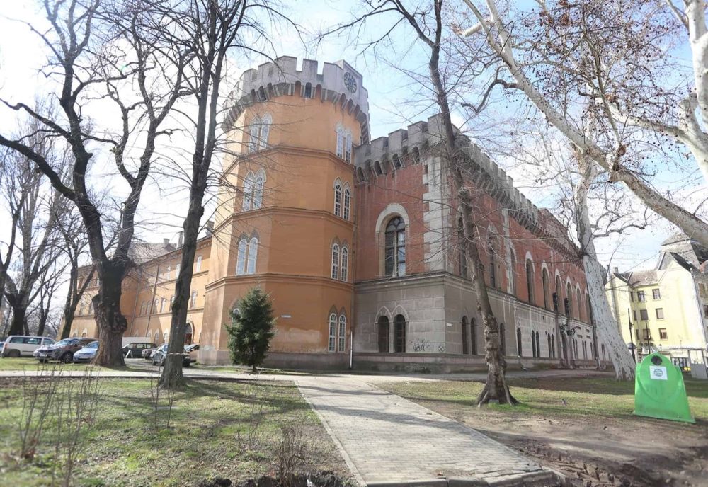 Castelul Huniade nu mai poate primi fonduri europene prin POR