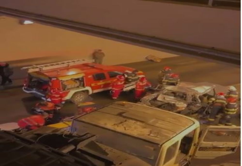 Accident cumplit în Timișoara. Doi tineri au murit, alți doi sunt în stare gravă la spital