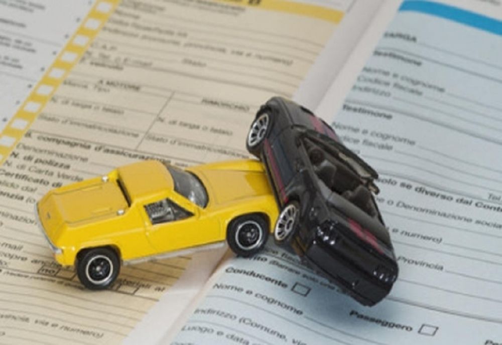 Plafonarea prețurilor RCA ar putea fi prelungită