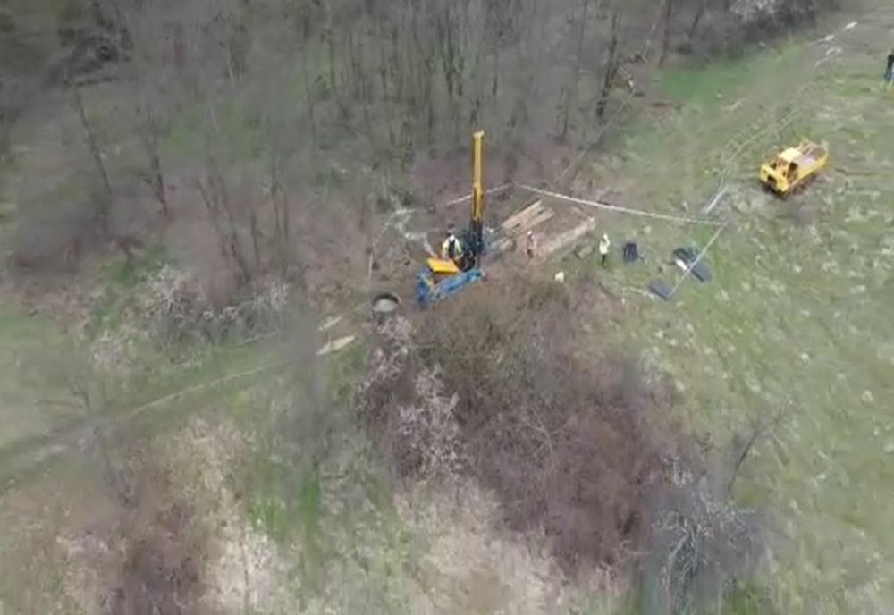 Forajele pentru Lotul 2 al autostrăzii Lugoj-Deva,  în zona faimoasele tuneluri pentru urși, se apropie de finalizare