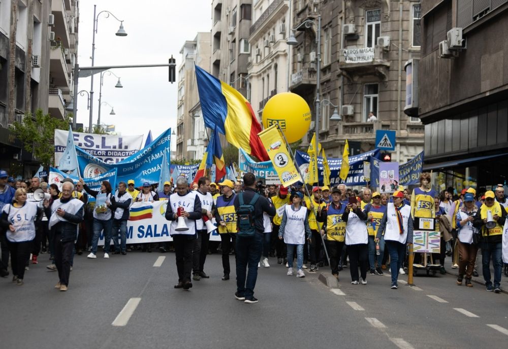 Sindicaliști timișeni din învățământ participă la mitingul din Capitală