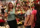 Agitație mare în piețele de flori din Timișoara, înainte de începerea noului an școlar. Ce flori preferă timișorenii