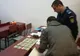 Femeie atacată de un hoț.  Acesta i-a furat toți banii din buzunare