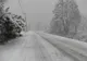Șoselele din vest sunt acoperite de zăpadă sau polei. VIDEO!
