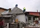 Oameni cu suflet mare au adus bucurie în sufletul unei bătrâne necăjite. O armată de oameni i-au reparat casa de lângă Timișoara