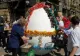 O noua surpriză la Festivalul Florilor de la Timișoara. Ou uriaș decorat cu motive florale de... maeștri bucătari