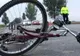 Femeie grav rănită, după ce a fost lovită de un autoturism
