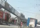 Un TIR încărcat cu șervețele a luat foc lângă Gara de Nord