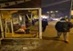 Gest violent: un copil a spart peretele de sticlă al unei stații de transport în comun, pe un bulevard aglomerat din Timișoara