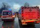 100 de oameni evacuați dintr-o hală care s-a umplut de fum